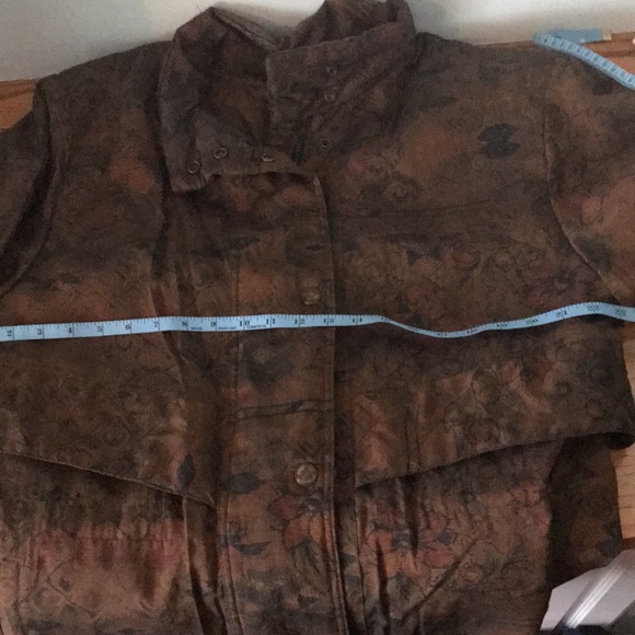 London Fog lined fingertip length jacket size small. Lining zips out Like new! - Picture 10 of 10